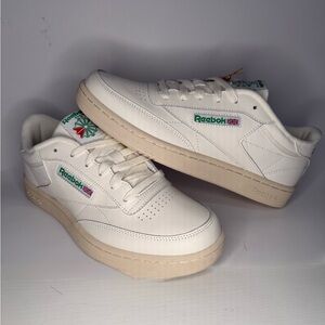 Reebok Club C J ‘Chalk Glen Green’ Sneakers – Youth Size 6.5/Women’s 8  NEW!!